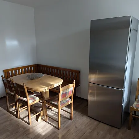 Arbeiterwohnung Appartement *