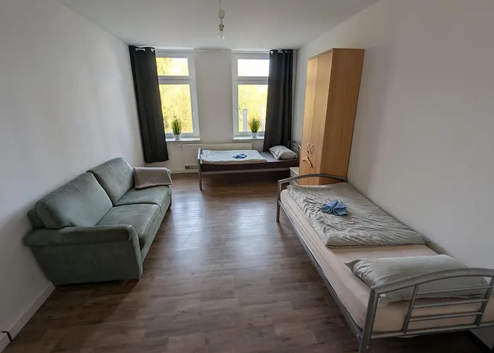 Arbeiterwohnung Apartment *